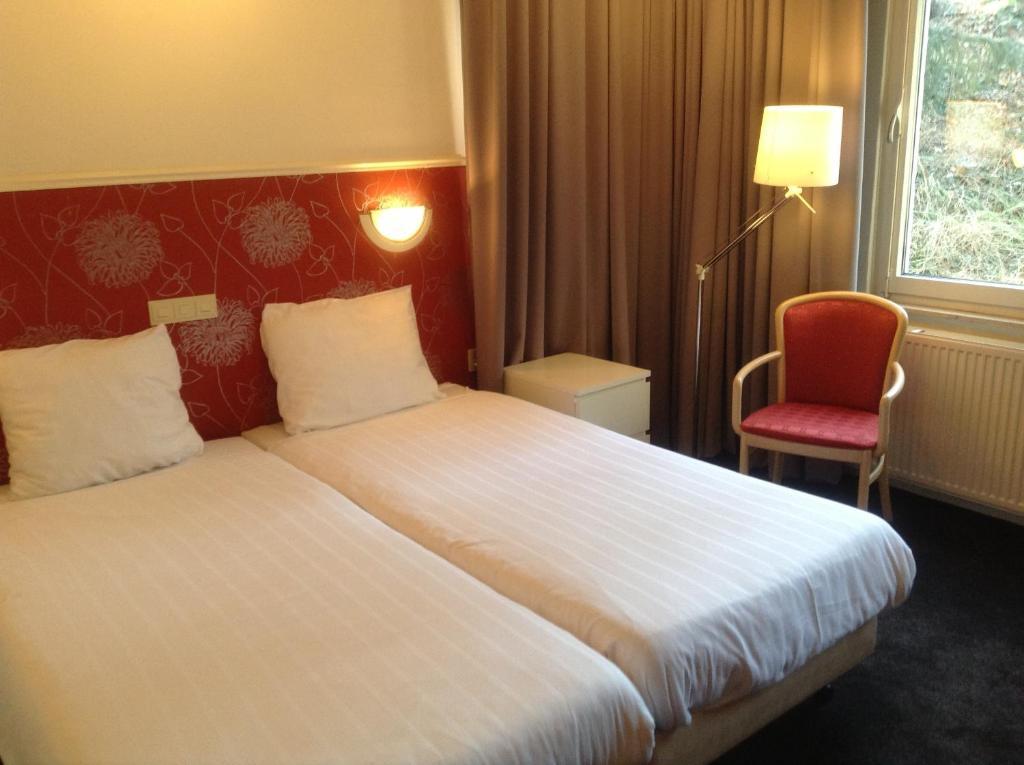 Hotel Lamerichs Valkenburg  Habitación foto